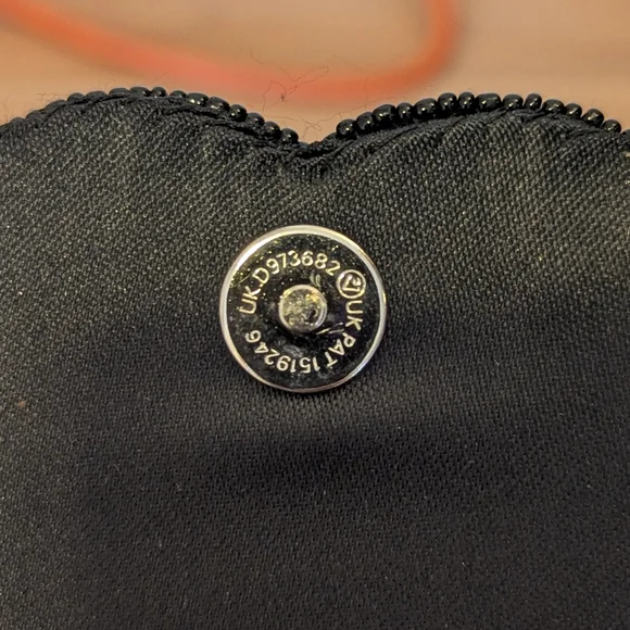 70s-80s Elegant Black and Silver Beaded Evening Bag/Clutch - Picture 6 of 8